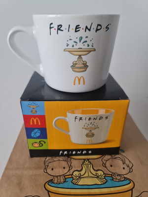 McDonald's x Friends Collectible Fountain Mug new