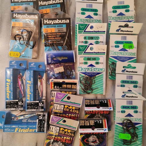 Hayabusa fishing gear new, hooks, beads, artificial baits