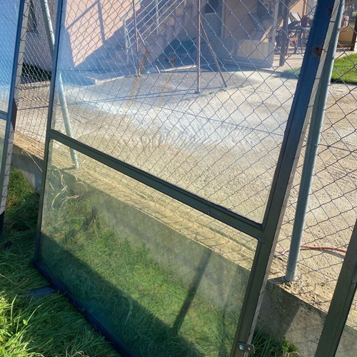 Outdoor Windbreakers used, iron frame with glass, stable construction