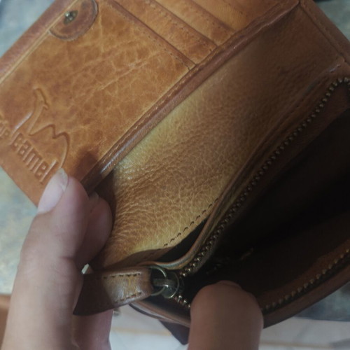 Tripcamel leather wallet like new, unisex, brown