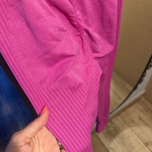 Decoro fuchsia leggings used, sizes S/M