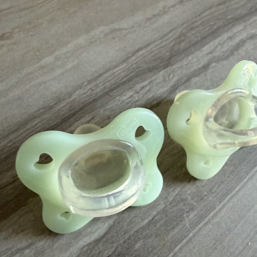 Chicco silicone pacifier set used, 0-6 months, 2 pieces