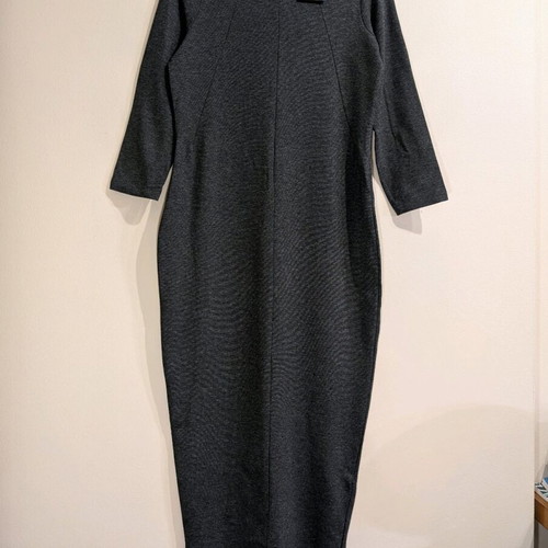 Maxi bodycon dress Zara grey like new with 3/4 sleeve size M