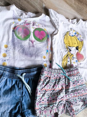 Girls' set No3-4 with Joyce t-shirts and Lupilu shorts used