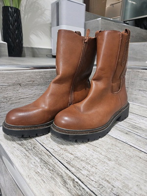 Dame Rose ankle boots used, size 40, tan color