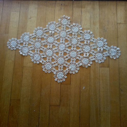 Beige rhombus table runner like new, handmade 1950s