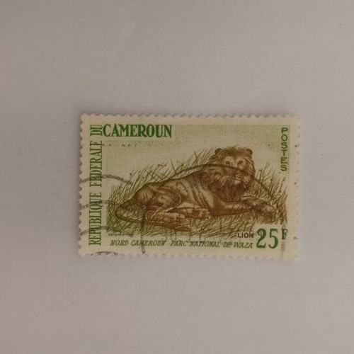 Collectible Cameroon 25F Stamp Lion Parc Waza like new