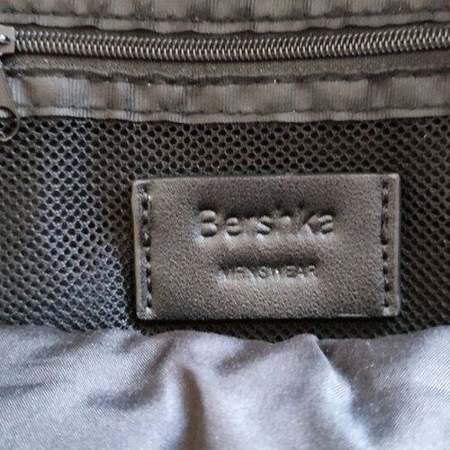 Bershka floppy backpack like new, grey quilted fabric