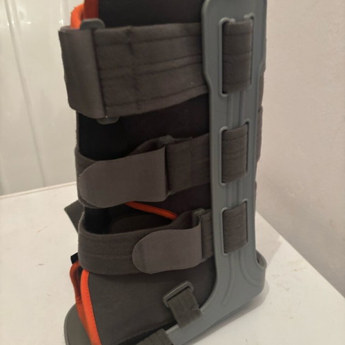 Orthopedic boot child used for shoe size 34-36
