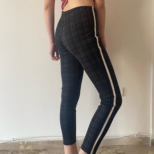 Zara checked leggings used, size L, with stripes