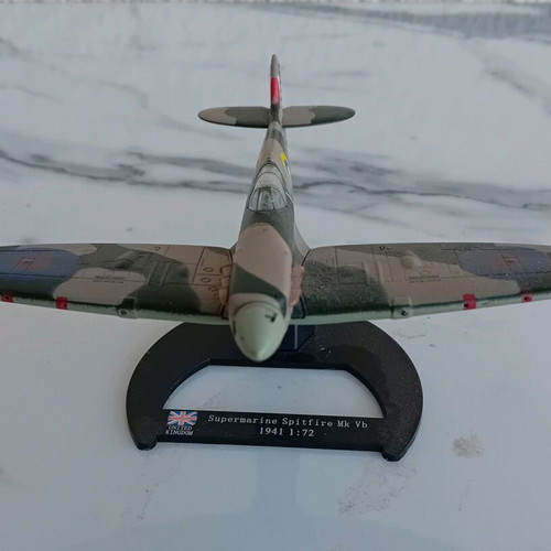 Supermarina Spitfire Mk Vb 1941 collectible airplane like new