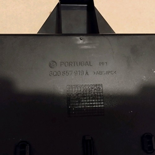Console tray for Volkswagen Polo 2005-2009 used