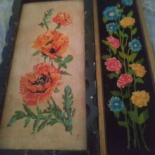 Vintage embroidered paintings used, set of 2 without glass