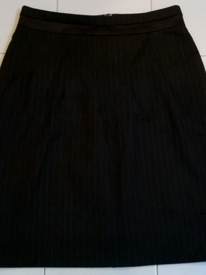 Φούστα Cerruti ριγέ μεταχειρισμένη, μέγεθος S Νο.38, μαύρη