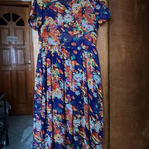 Floral dress M/L like new, midi to maxi, blue multicolor