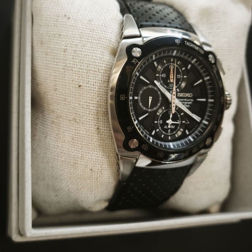 Seiko Sportura Alarm Chronograph 7T62 watch NOS with box