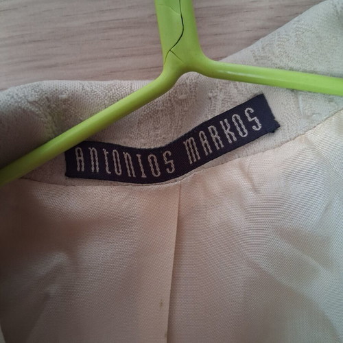 Antonios Markos elegant coat like new, beige, size M