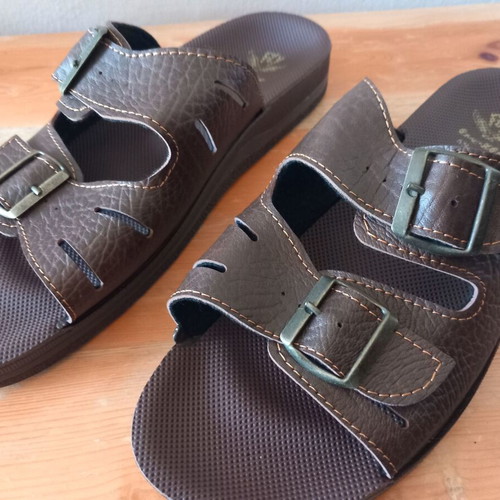Bella men's slippers new, sizes 45 and 46, brown