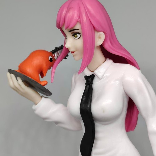 Makima figure Chainsaw Man 19cm like new with Pochita