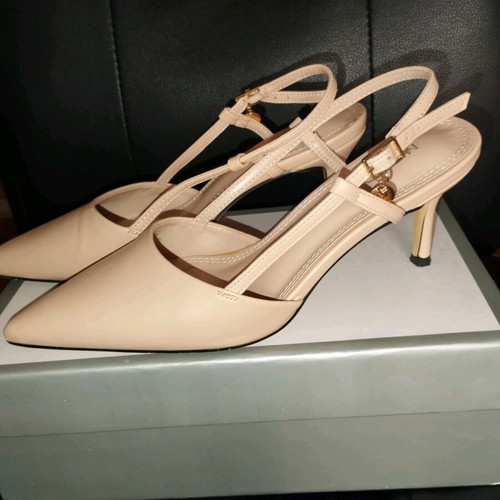 Migato pumps like new, size 37, beige