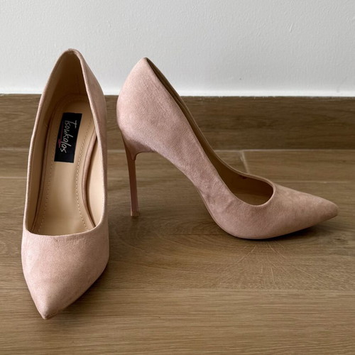 Tsoukalas Shoes Dusty Pink Nude Stiletto Pumps Like New, Size 40