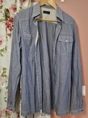 Zara мъжка риза large, отговаря на medium, като нова