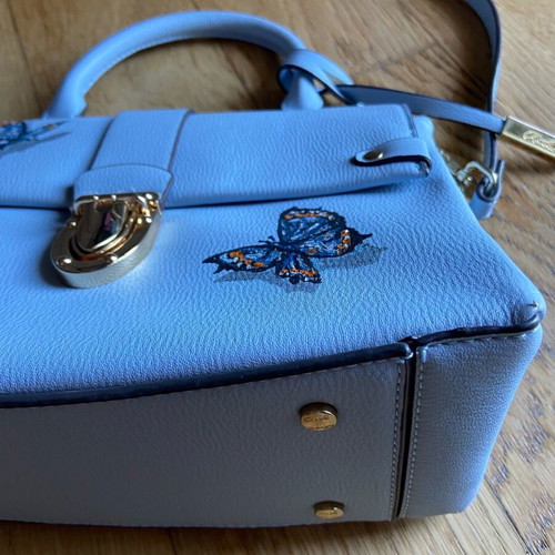 Axel bag hand-painted new in pastel color