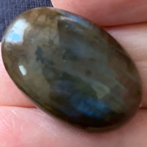 Labradorite stone 30.1 cts new, dimensions 24x15x9 mm
