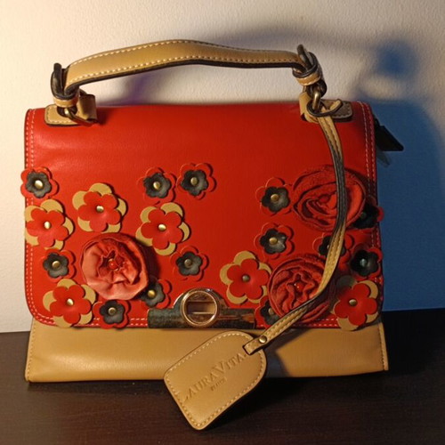 Laura Vita women's handbag like new, beige multicolor