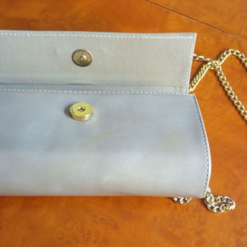 Leather shoulder bag, beige, chain strap