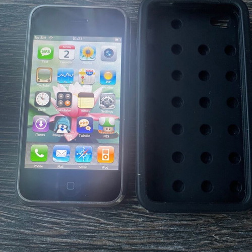 iPhone 2G 1st generation used, Greek network unlocked