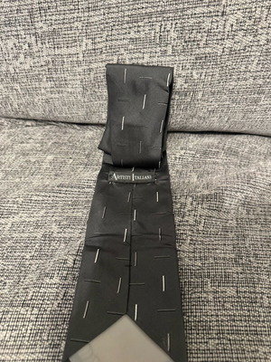 Artisti Italiani tie in excellent condition, black