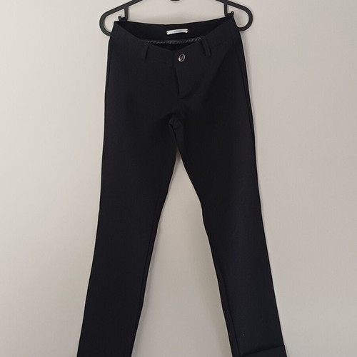 Women's black elastic pants with cuff, slim fit