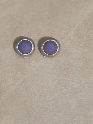 Vintage clip-on earrings purple like new