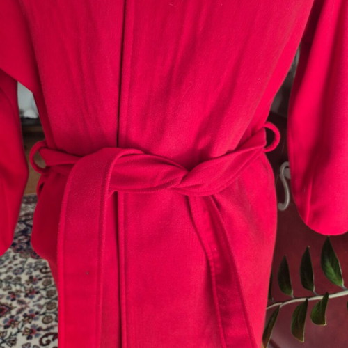 Milkwithe red outerwear like new, size S
