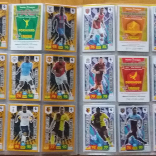 Premier League 2019-2020 Adrenalyn XL album with 407/469 cards like new
