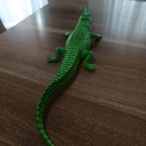 Alligator figure used 30cm