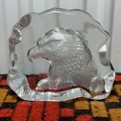 Bald Eagle Cristal d'Arques 3D lead crystal paperweight, 9x11 cm