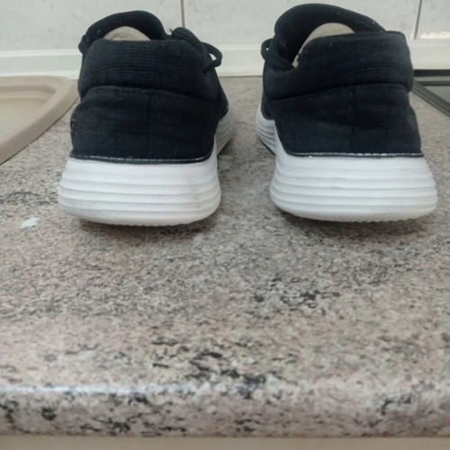 Skechers Athletic Shoes Size 42 Like New
