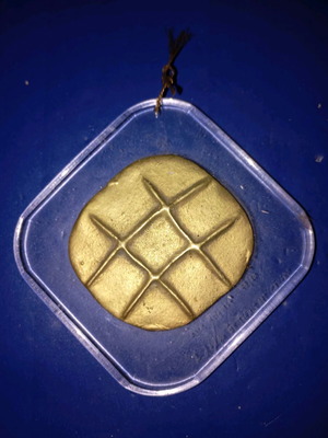Bronze micro sculpture on plexiglass base used with triliza theme