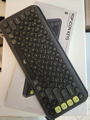 Logitech POP Icon Keys Bluetooth Keyboard like new, Graphite/Green