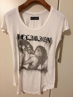 Religion women's white t-shirt like new, size S