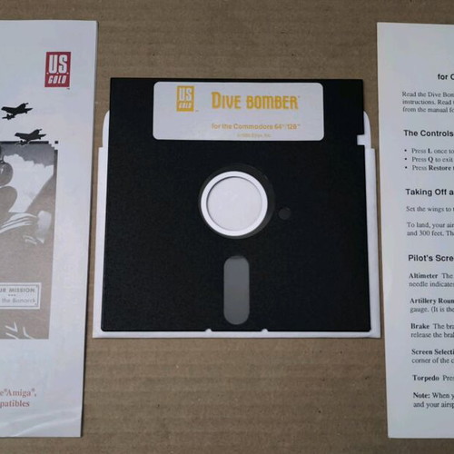 Dive Bomber Commodore Disk like new with Manual and Command Card