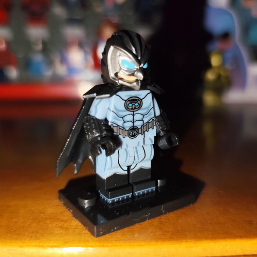 Owlman Thomas Wayne Jr. φιγούρα σαν καινούργια με εξαρτήματα