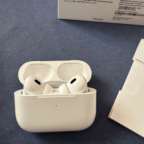 Apple AirPods Pro new, 1st and 2nd generation