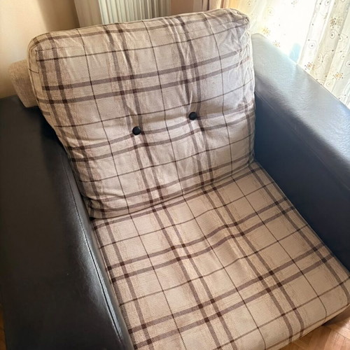 Armchair with leather upholstery and comfortable seat