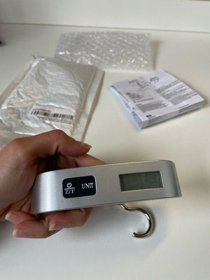 Luggage scale new, weighs up to 50 kg, lithium battery