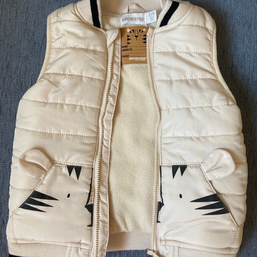 Orchestra sleeveless jacket for 23 months old
