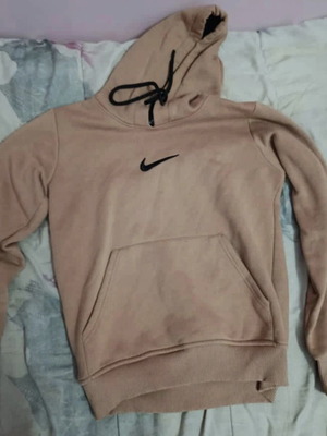 Nike women's hoodie used, beige, size Large with slim fit
