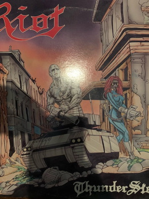RIOT Thundersteel 1-во издание промо с бяло лого, near mint